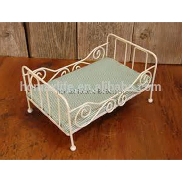 cute baby doll bed/ wrought iron dolls bed
