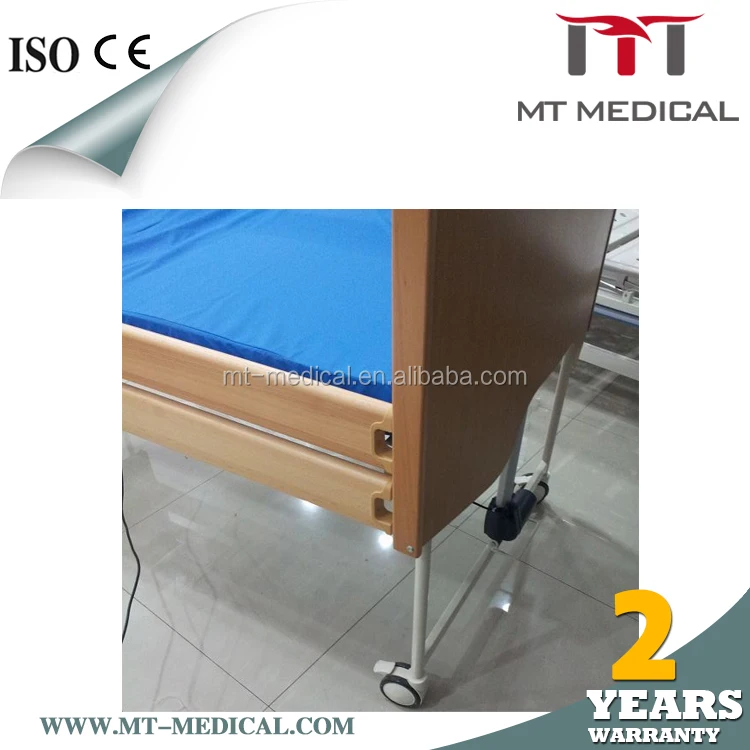Здоровья Лучшая цена медицинский портативный три функции электрический древесины больничной койке