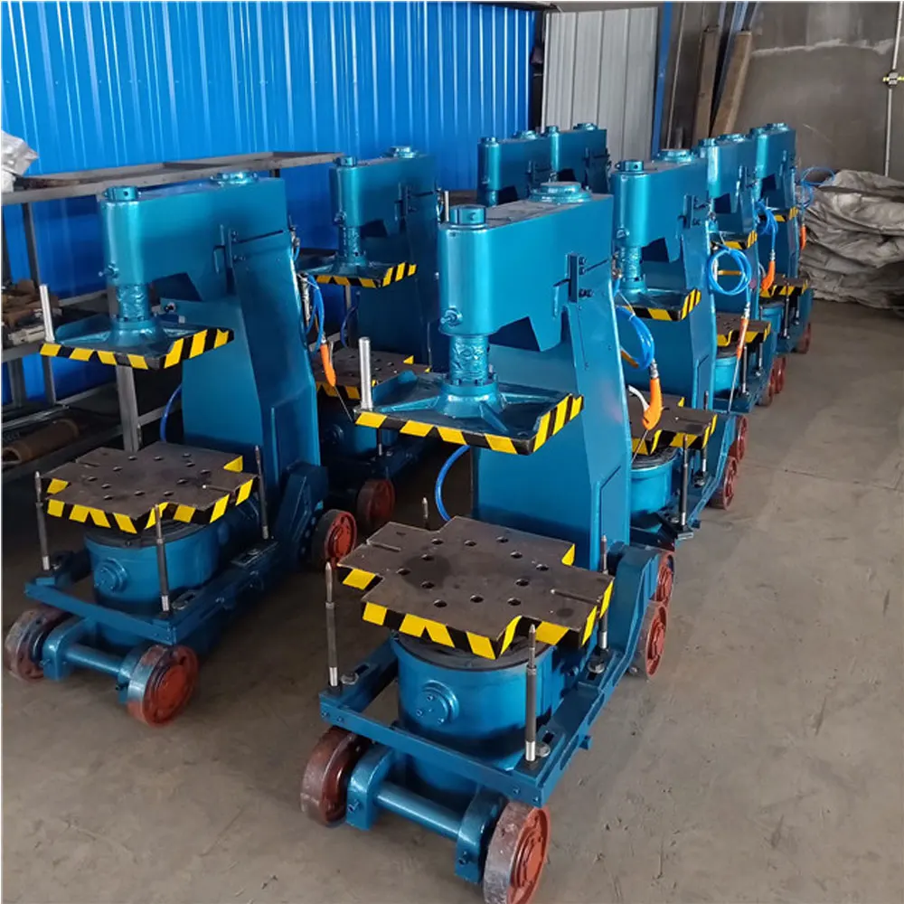 
Customized iron mold die casting moulding machine 