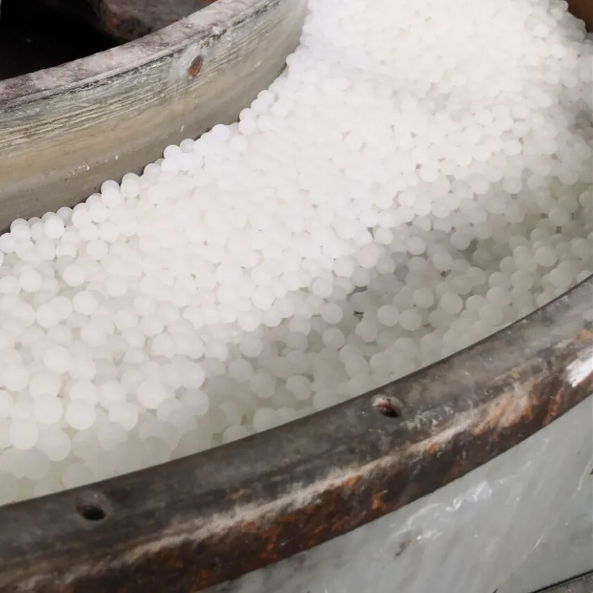 Factory outlet precision red pink blue yellow black white polypropylene 2.5cm PP solid plastic ball 25mm