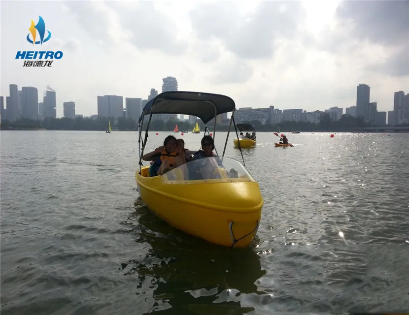 4 Persons Water Bike Wheel PE Plastic Electric Powered Pedal Boat with Sun-shade Cover for Entertainment Park