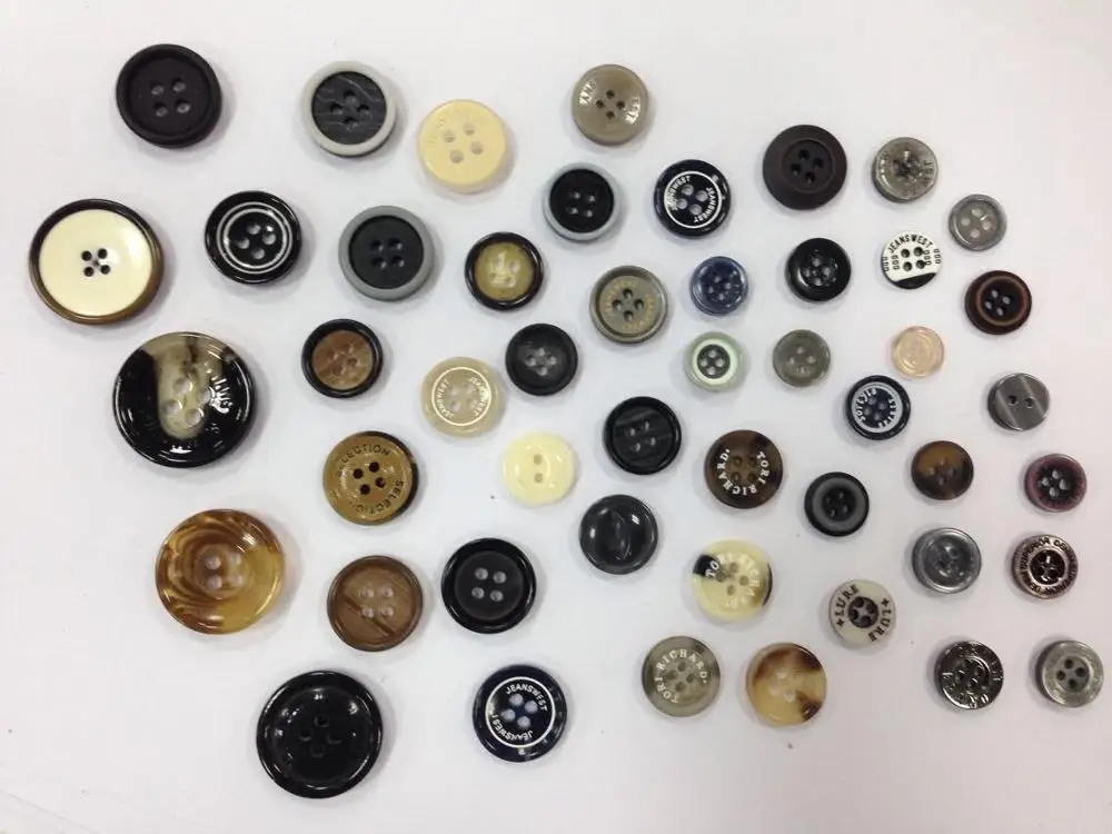 
resin material custom 4 hole black plastic buttons for coat 