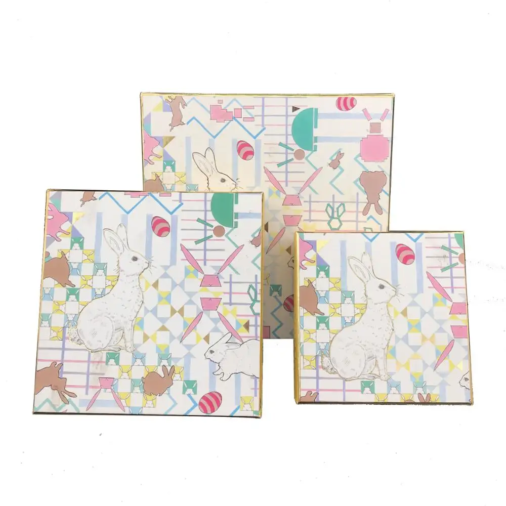 
Square Cardboard Chocolate Gift Boxes Packaging With Tray / Rabbits Pattern 