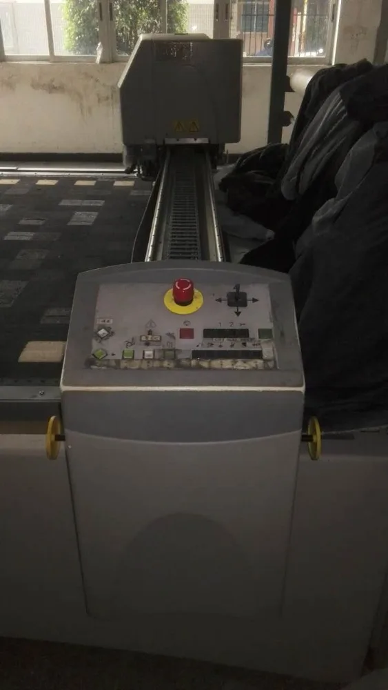 Second hand original Gerber XLC7000 cutter machine