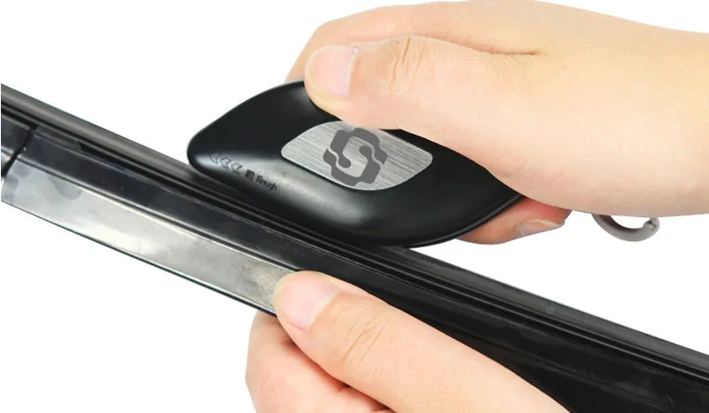 
restorer for windshield wiper blade scratches 