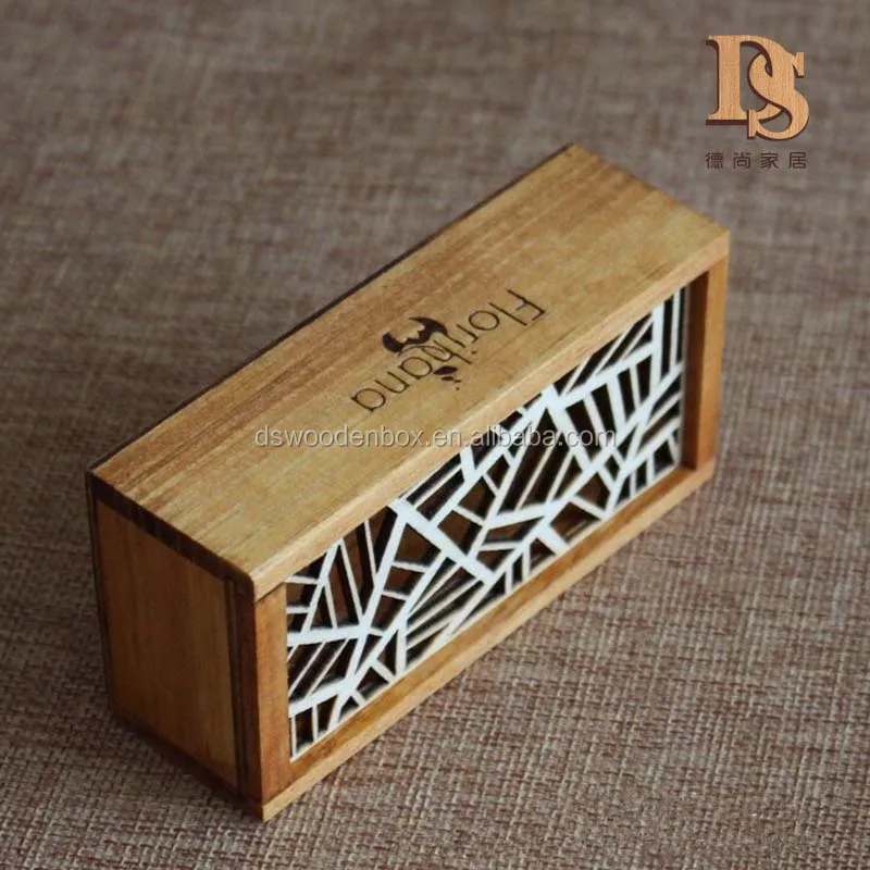 Europe Style Laser-Cut Wooden Ring Box with Hollow Flower Decoration Lid New Design Bamboo Material Wooden Bead Chain Box