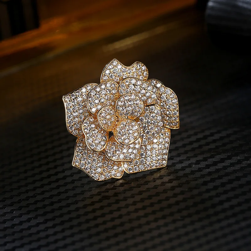 High quality luxury women copper cubic zircon gold plated rose flower brooch