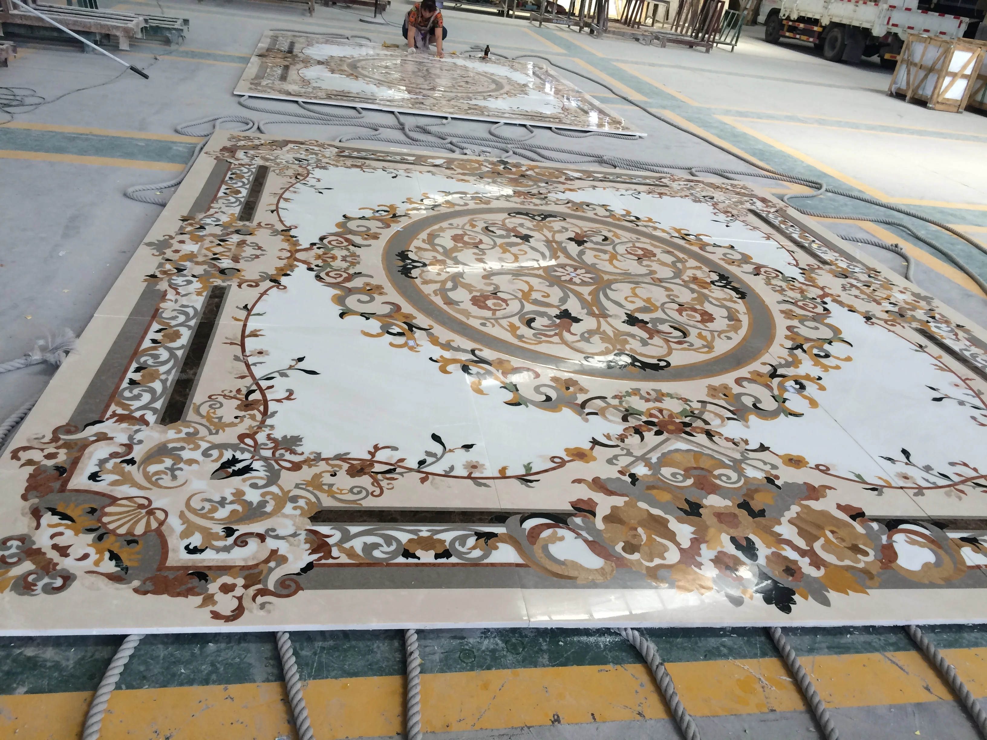 Hotel and villa waterjet marble medallions floor tile for Majlis and Hall lobby in Gulf Arabia countries