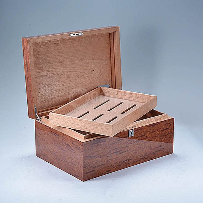 Newest homemade luxury cedar humidor for cigars