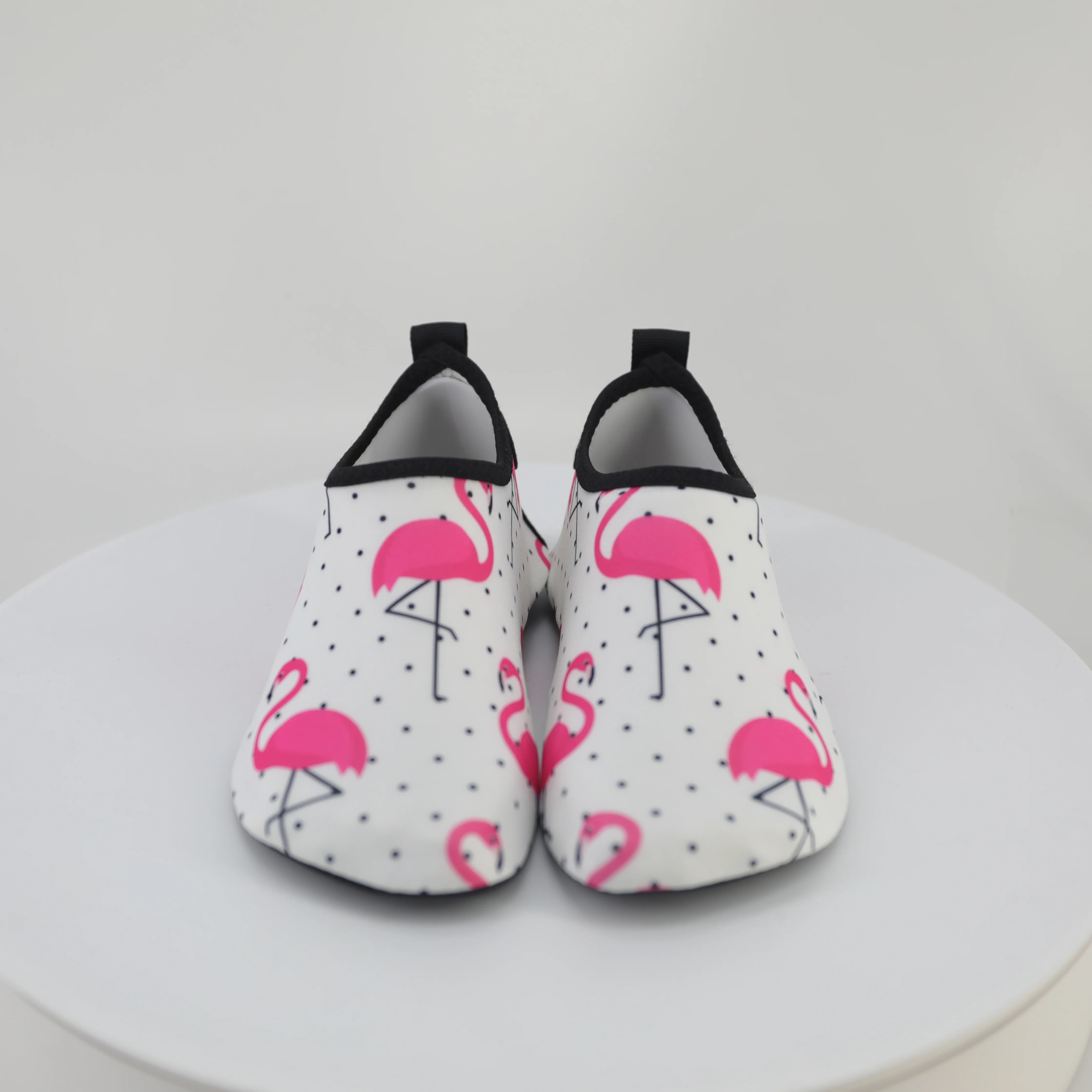 Zale 2019 No Slip Customized Women Swimming shoes Diving Heated Yoga Beach Best Scuba Aqua Water shoes