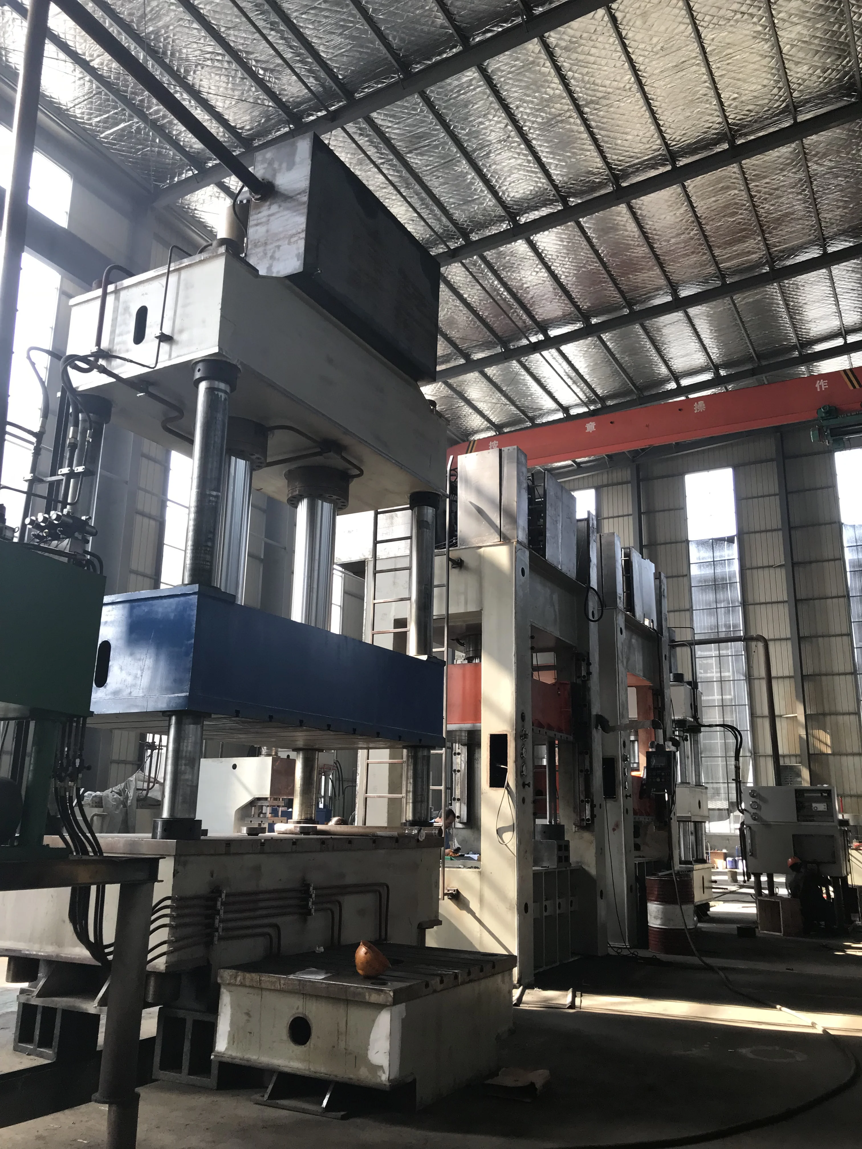 China 800 ton 1000 ton 2500 ton mechanical powerful press machine