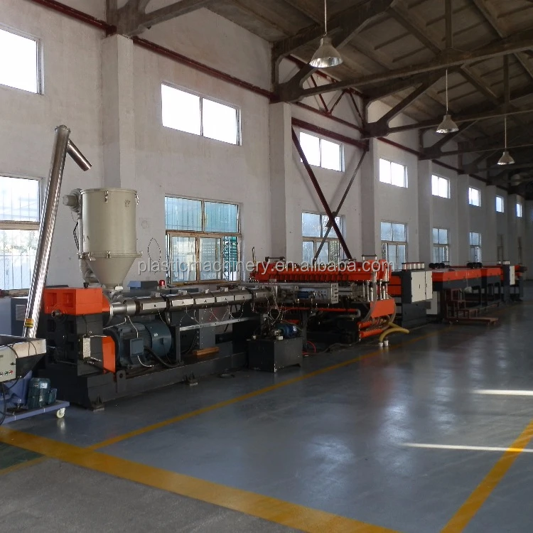 Полипропиленовая линия для изготовления пустотелых/Экструзионная линия