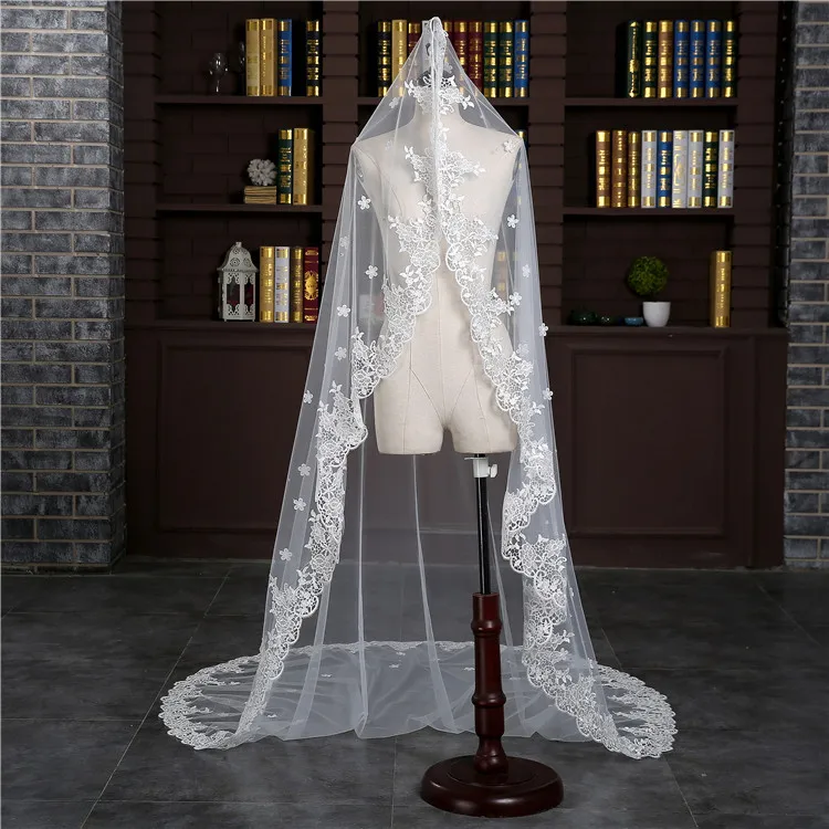 
In Stock 3m long Ivory bridal wedding veils 