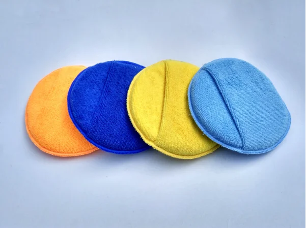 High density round microfiber polishing waxed sponge