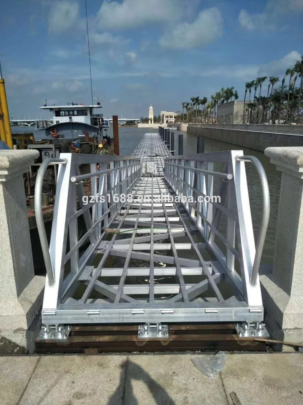 Hot sale high quality aluminum floating dock jetty