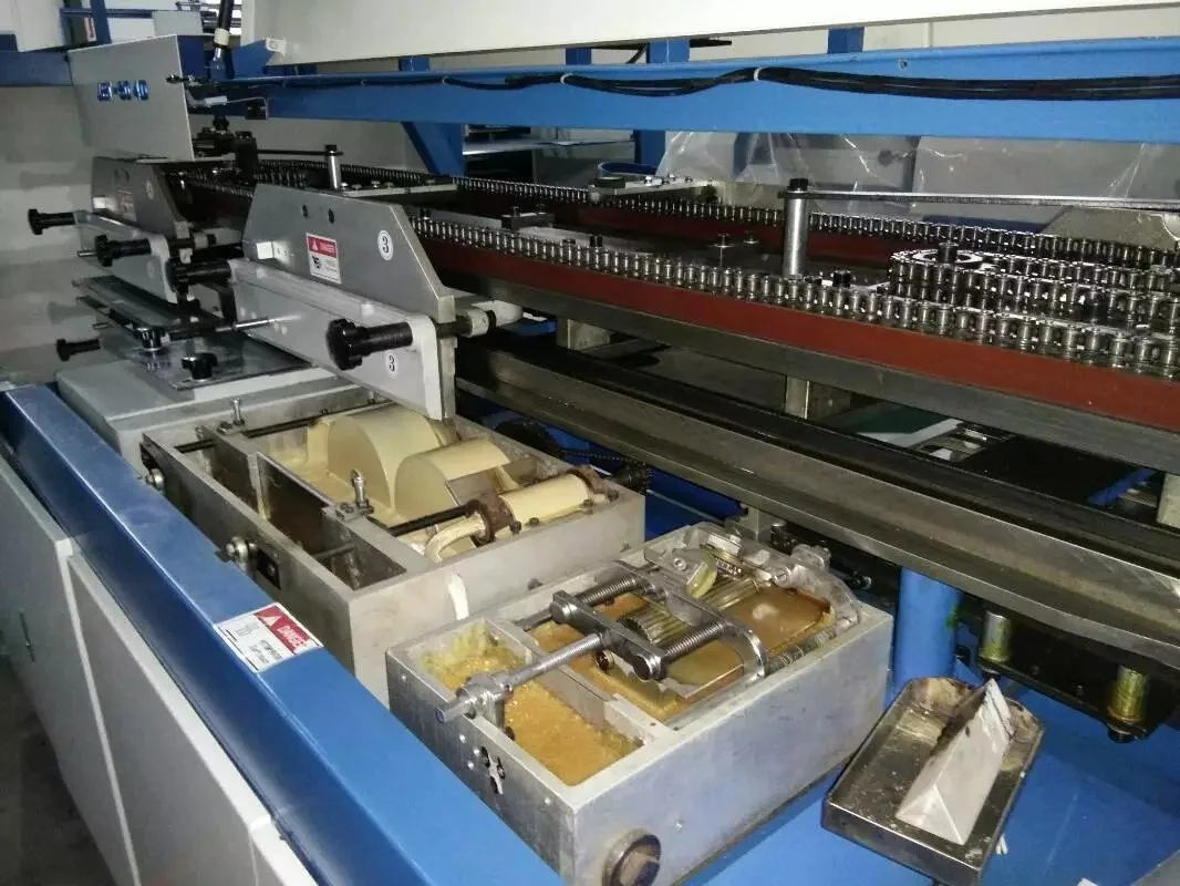 
50A4 size automatic perfect hot glue book binder binding machine for graphic shop 