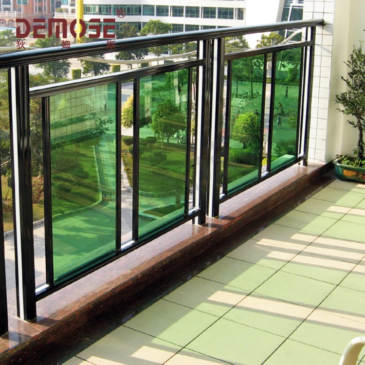 Terrace round aluminum baluster