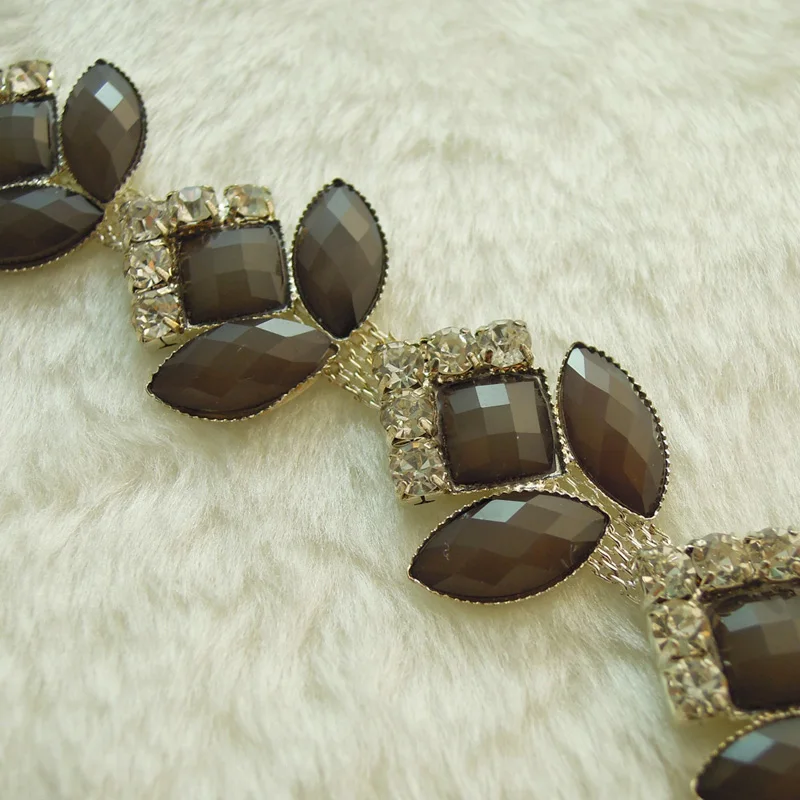 newest design preciosa Various sizes 6mm rhinestone cup chain