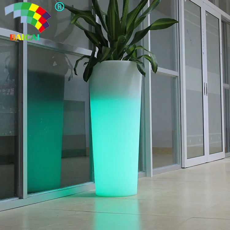 Big Plastic LED Flower Pot Light Color Changing Luminous Floor Vase For Garden Living Room Bedroom Dining Room Decoration Pots