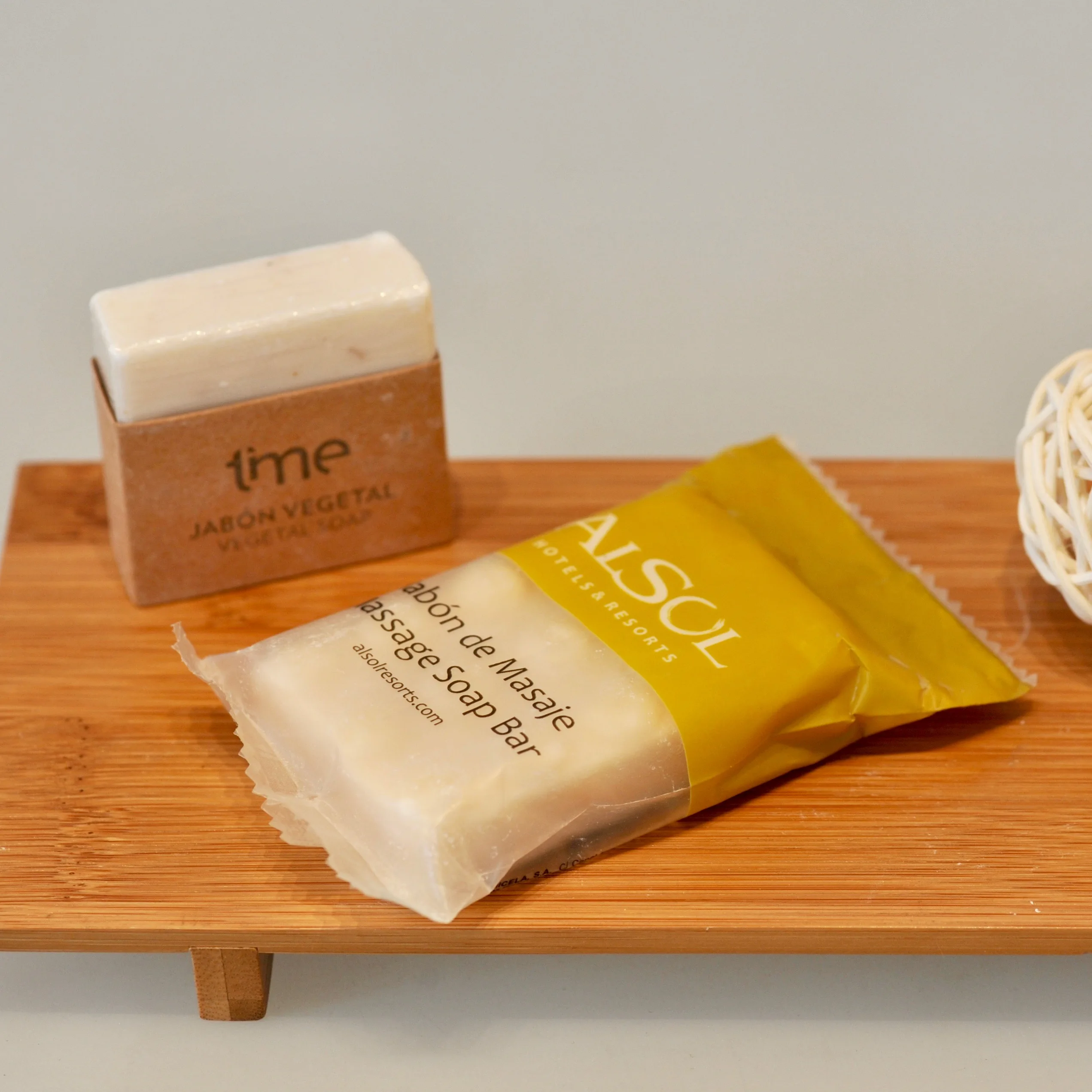 
ISO standard vegan soap in sachet for hotel and bathroom 