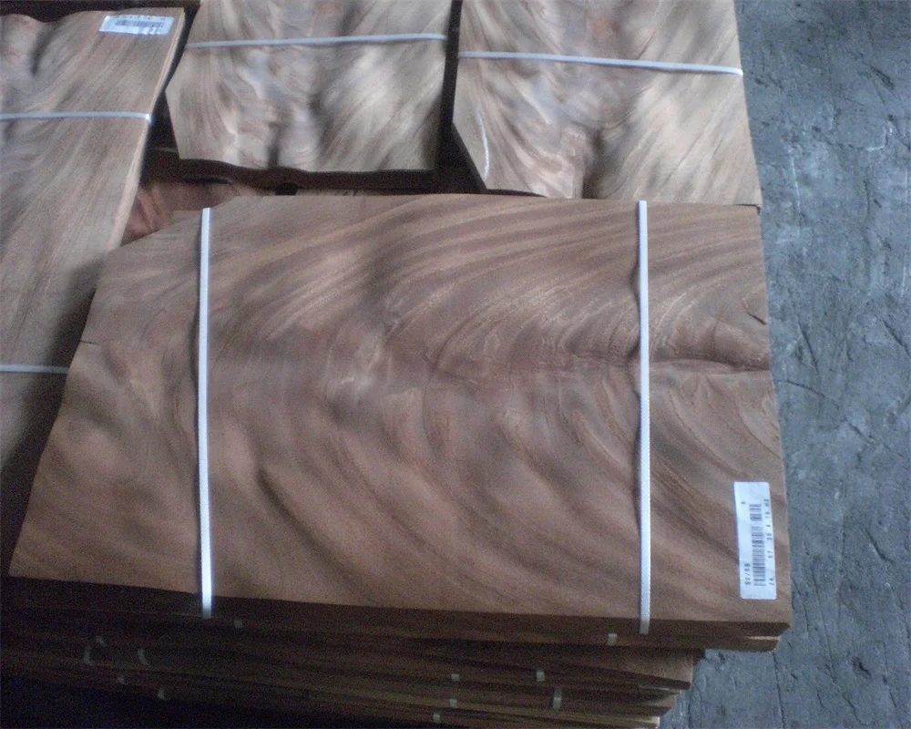 okoume wood face veneer 0.65mm for Philippines plywood factory  from SHANDONG GOOD WOOD JIA MU JIA