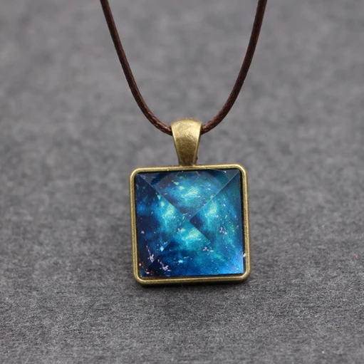 2017 Glowing Crystal Glow in the Dark Pyramid Pendant Outer Space Star Dust Necklace Triangle Geometric Magic Necklace