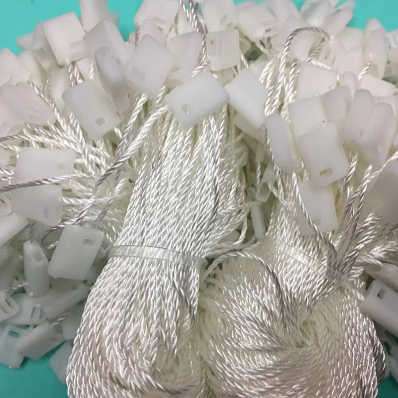 Glossy hang tag with sealed string and safety pin , cotton string hang tag