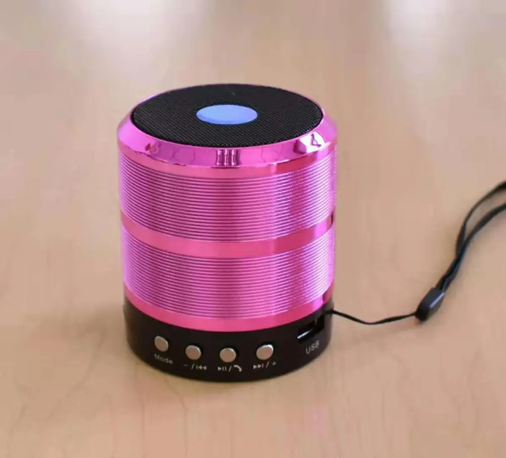 2021 wireless small wireless smart speaker portable mini speakers FM radio TF card USB mobile phone audio