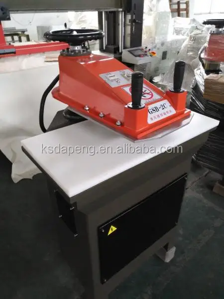 Машина для резки, гидравлический поворотный кронштейн, кожаные инженеры доступны для обслуживания машин за рубежом 370*450 мм 900*430 мм 0,75 кВт DP