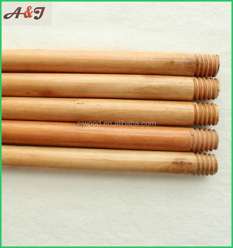 Varnished eucalyptus wooden broomstick with 7.0cm plastic cap