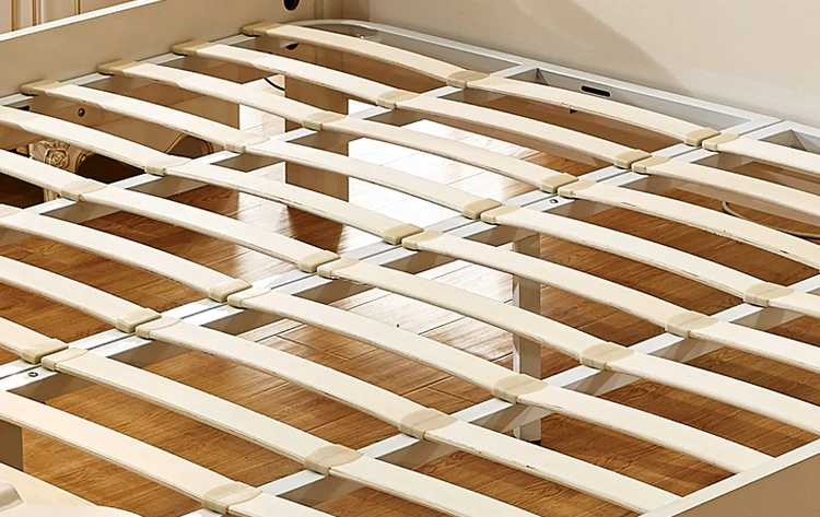 2021 new arrivals white antique European style bedroom furniture bed