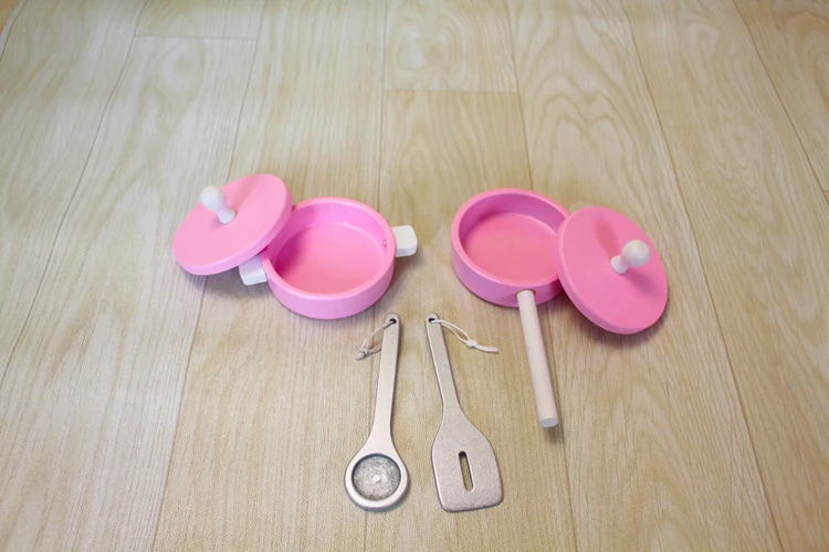 2024 High quality pink Pretend Play Kitchen Set simulation boys girls cabinet fore Wooden toys kitchen set for kids