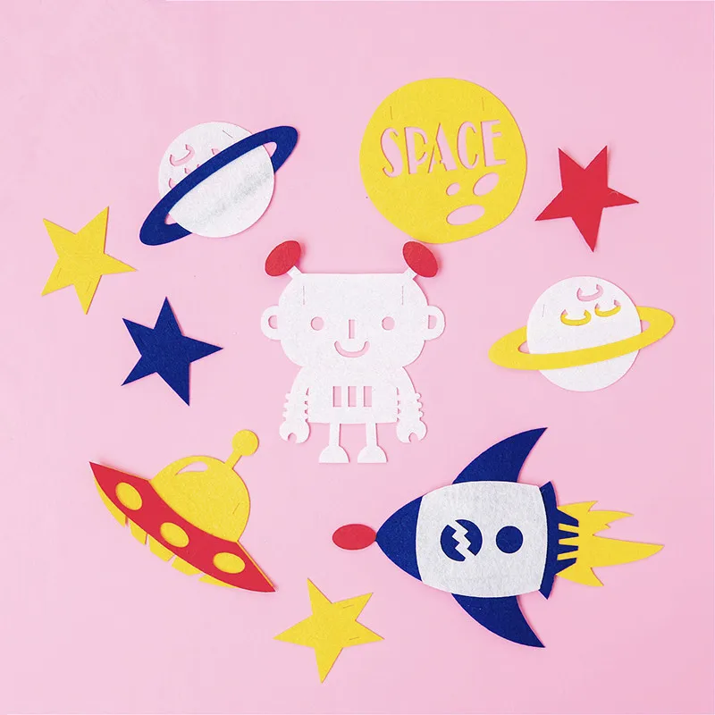 2019 new fashion eco friendly wool felt rocket and space men boy living room wall decoration toys
