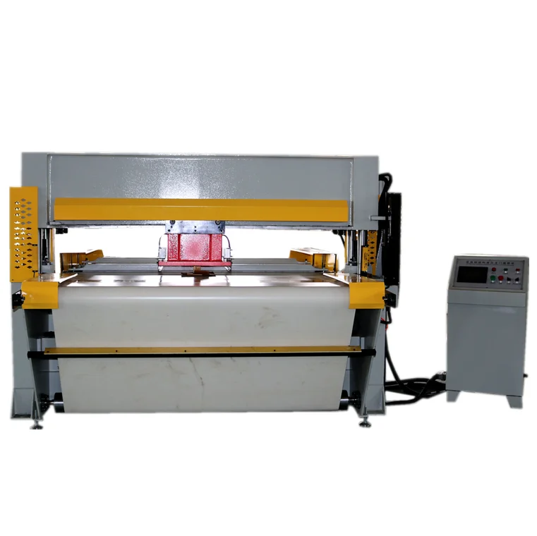 Automatic knitted fabric die  cutting machine