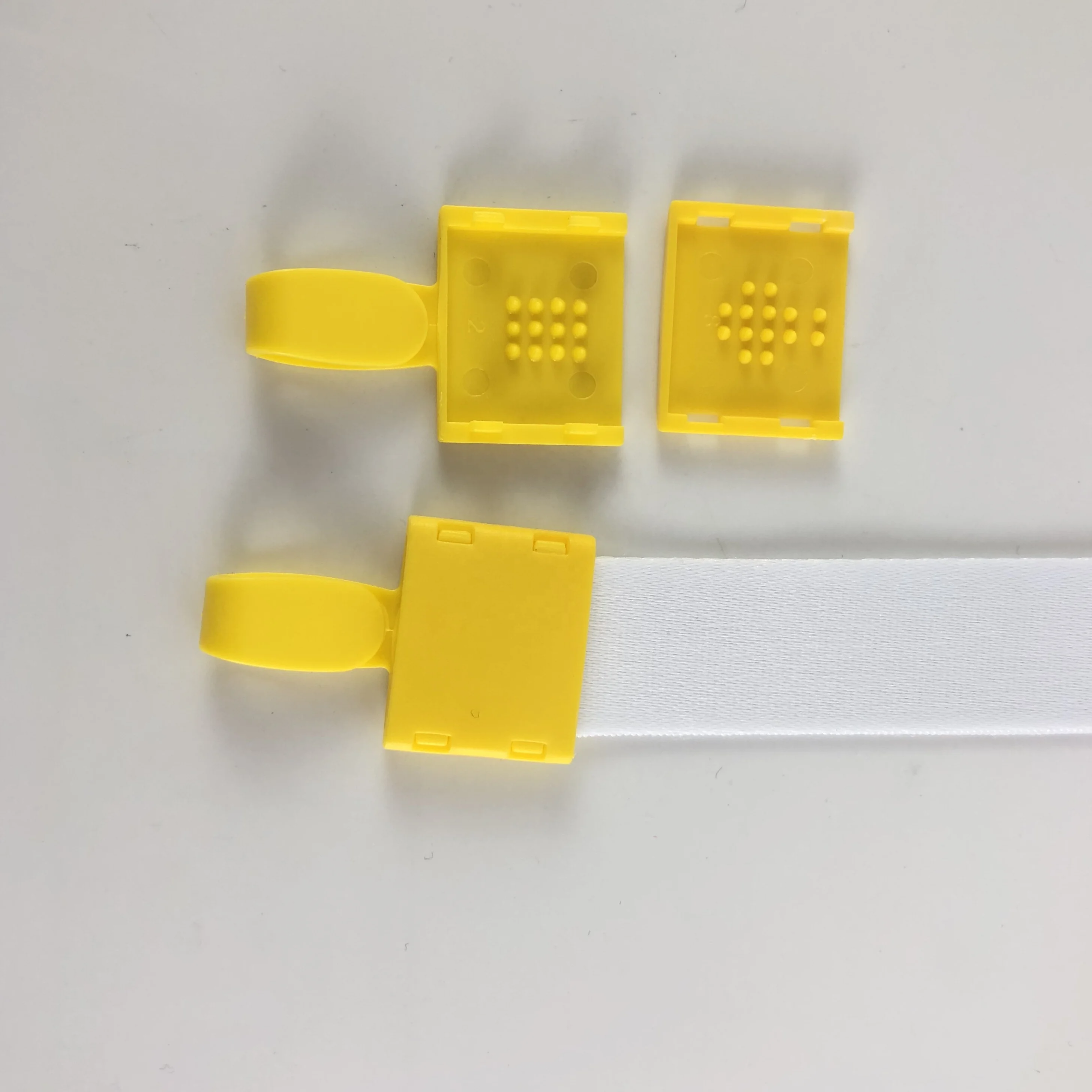 
No MOQ 15mm 20mm 25mm cheap price used in lanyard s shape plastic and coat hooks made in China,support customized 