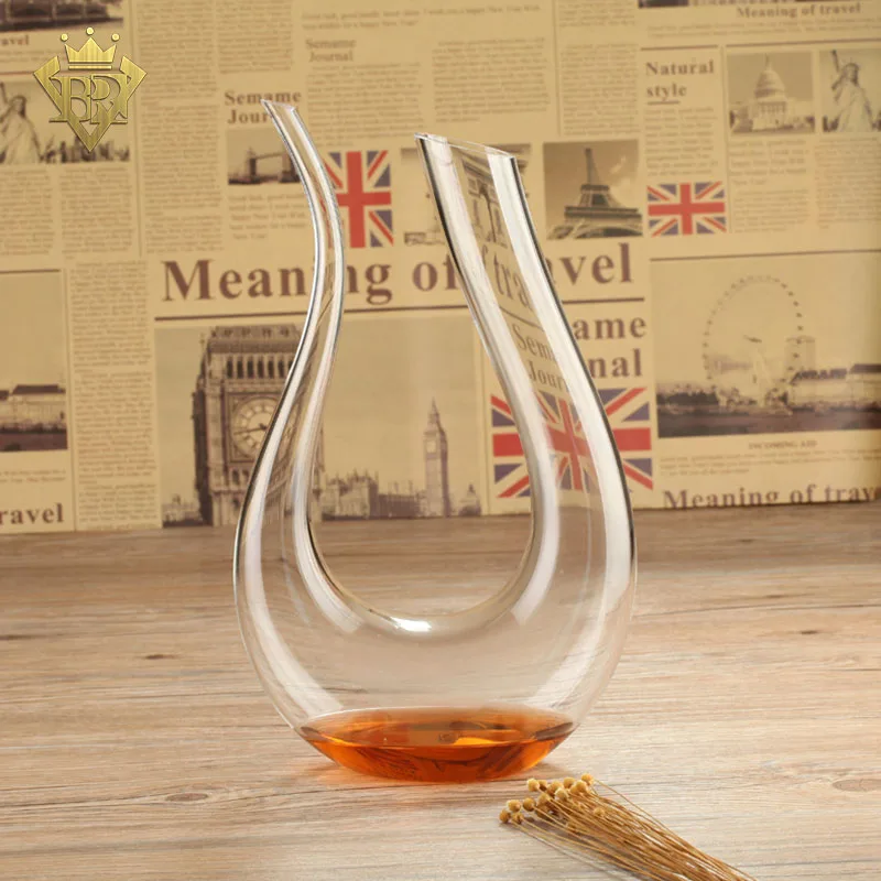 Unique Design Wine Accessory Horn Wine Decanter
