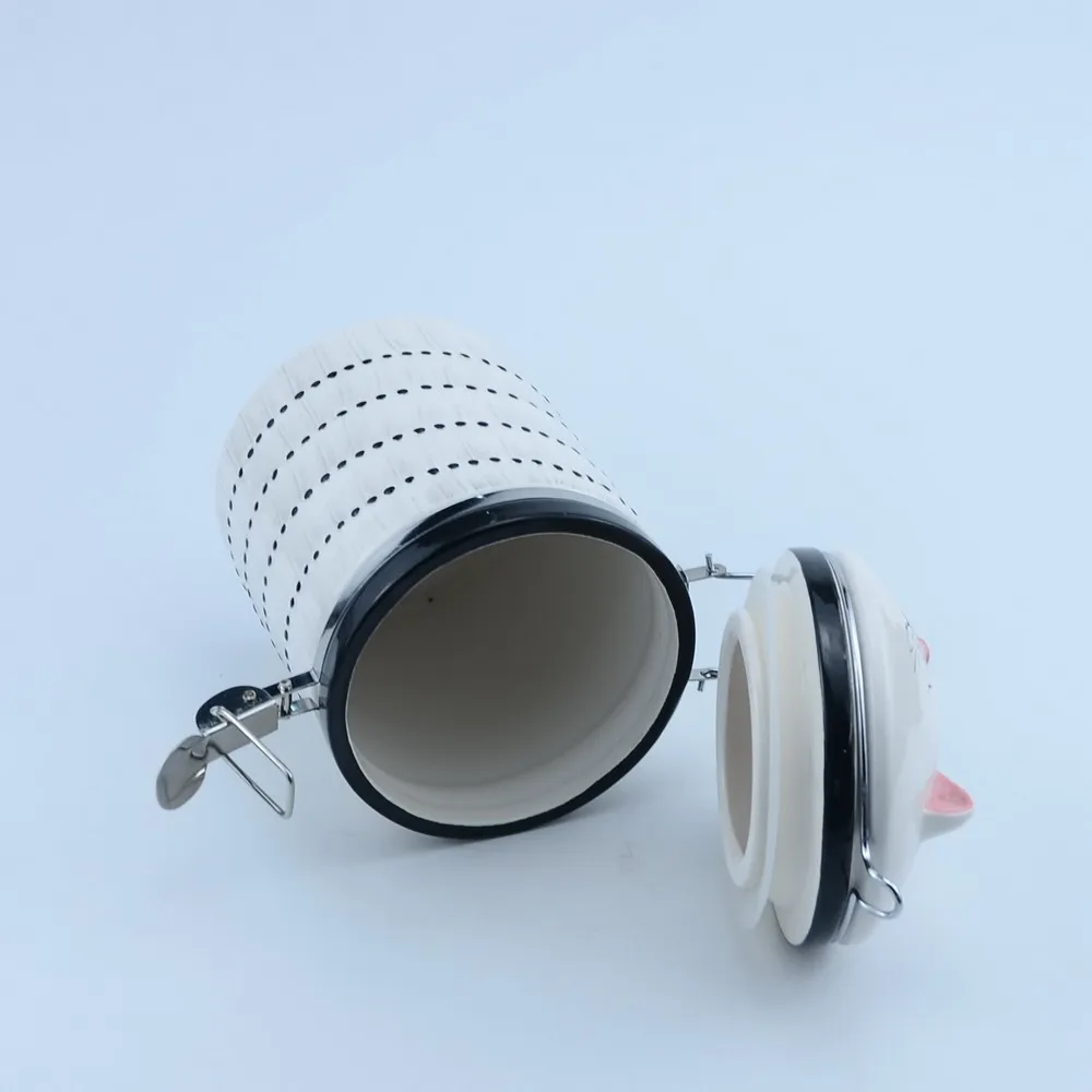 
China manufacturer cylindrical cat animal shaped ceramics canister for food 