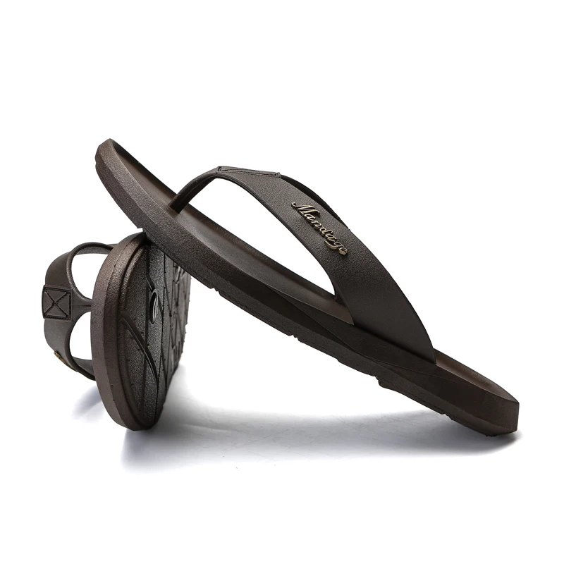 Trendy Sandals Comfortable Flip Flops Men's Casual Slippers Summer PU Beach Rubber Outdoor Slippers High Quality Fashion