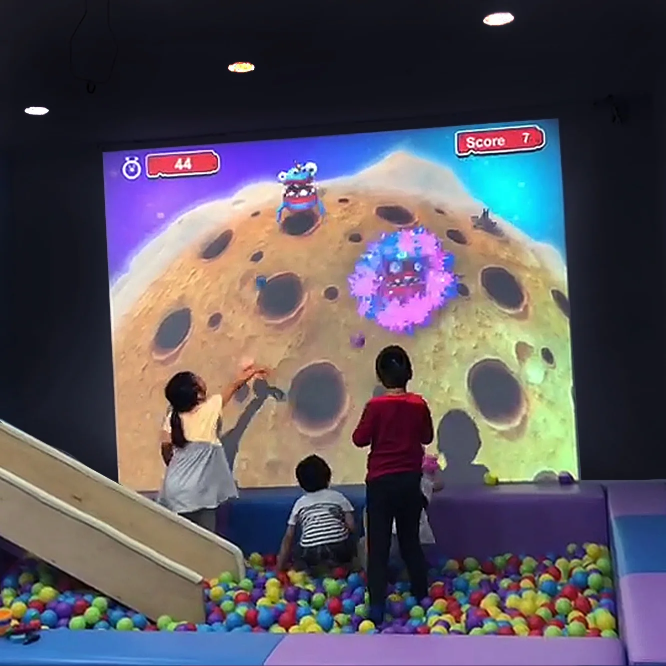 ChariotTech interactive smash wall games for kids indoor playground, interactive wall projection
