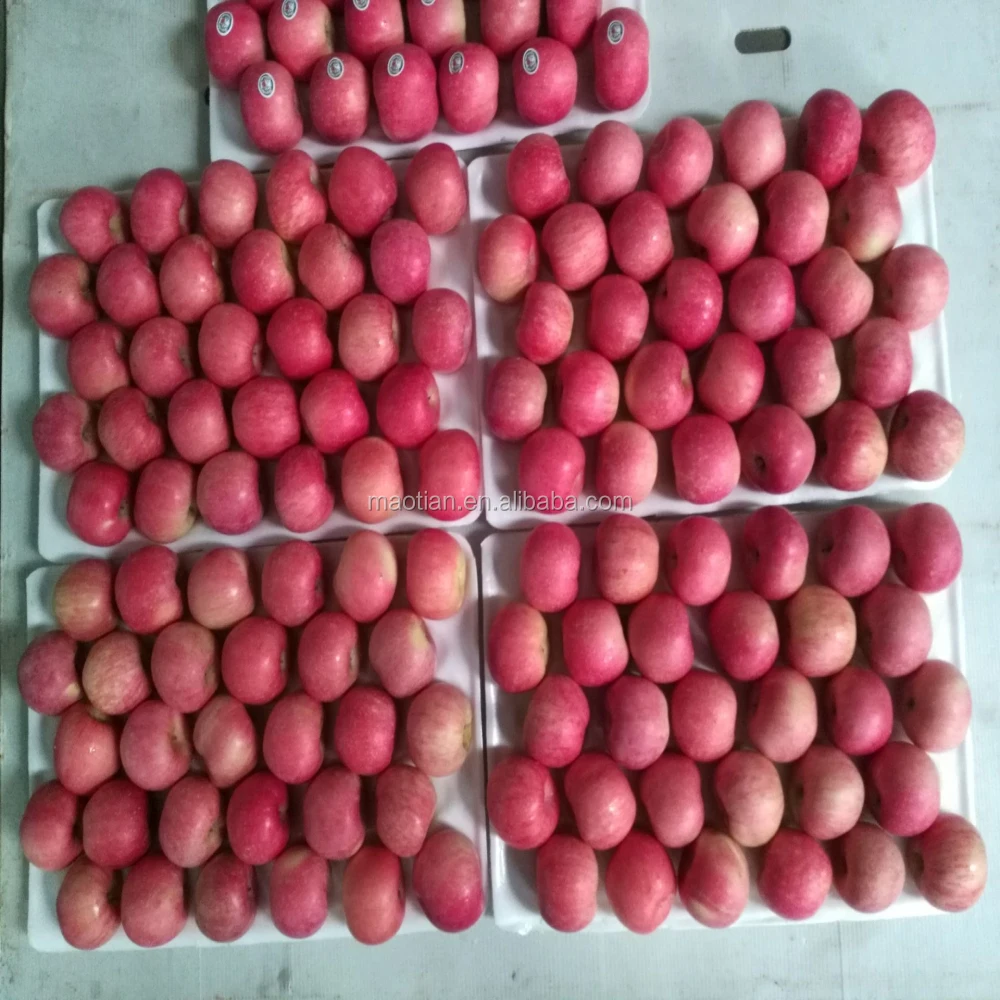 Свежие Фиджи яблоки