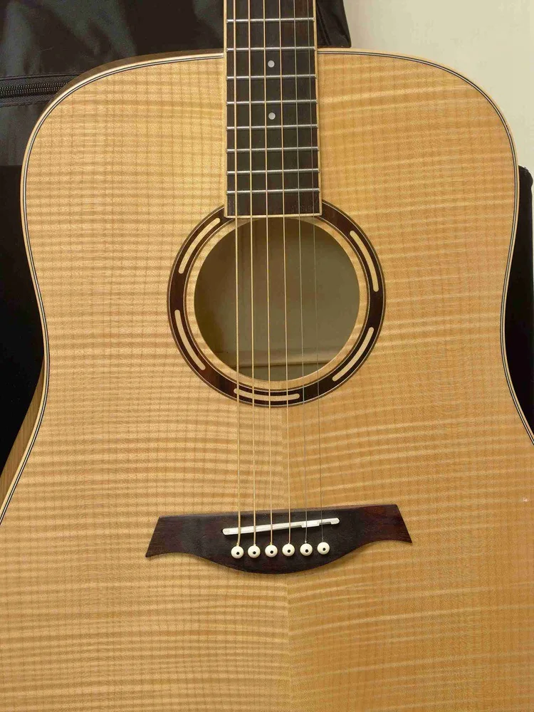 OEM manufacturers high end acoustic guitars with competitive cost guitars