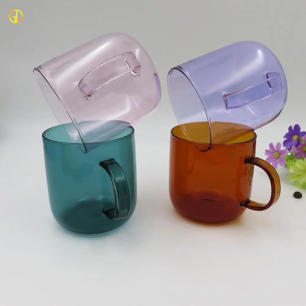 Широко используемые стеклянные стаканы для напитков из превосходного материала