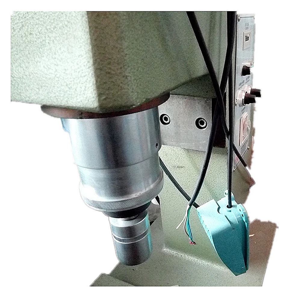 
CD small pneumatic orbital riveting machine for hardware 