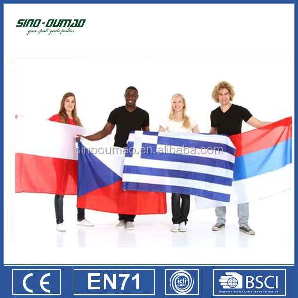 Кубок мира Десятка болельщиков Национальный флаг Красный белый Зеленый флаг