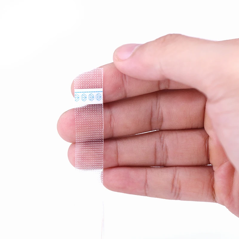 Lift the eyelid or sealing soft thin PE tape for eyelash extension