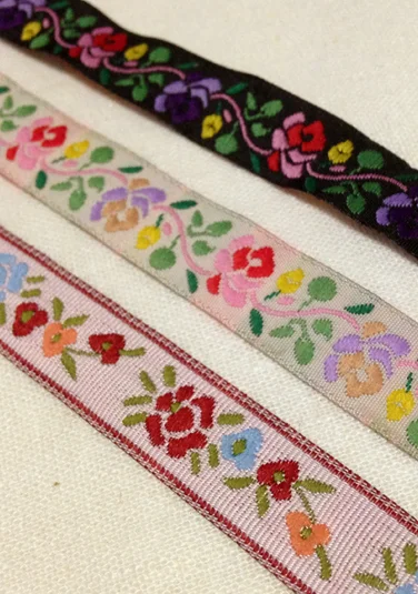 Wholesale cheap price flower design high quality lace ribbon embroidery EL005