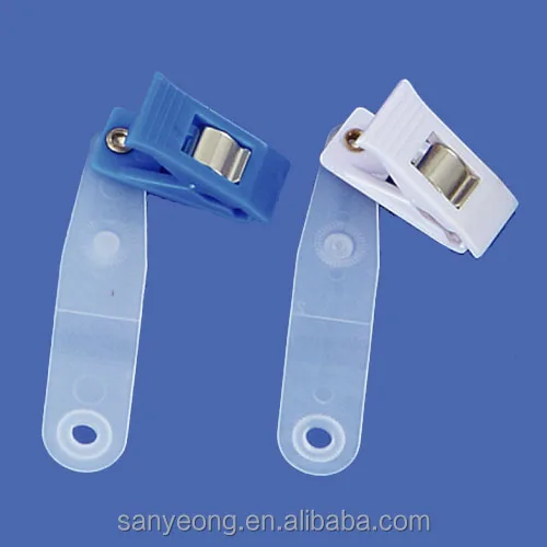 Factory wholesale clips and plastic  pin badge