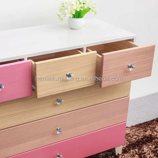 Большой разноцветный деревянный и современный ящик из павловнии