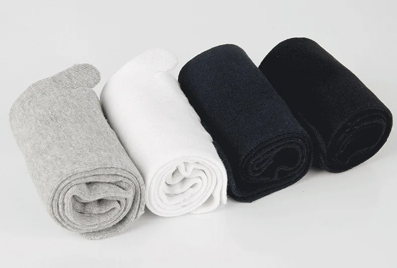 Wholesale Customized Thick Cotton Men Business Crew Split Toe Separators  Five-finger Socks