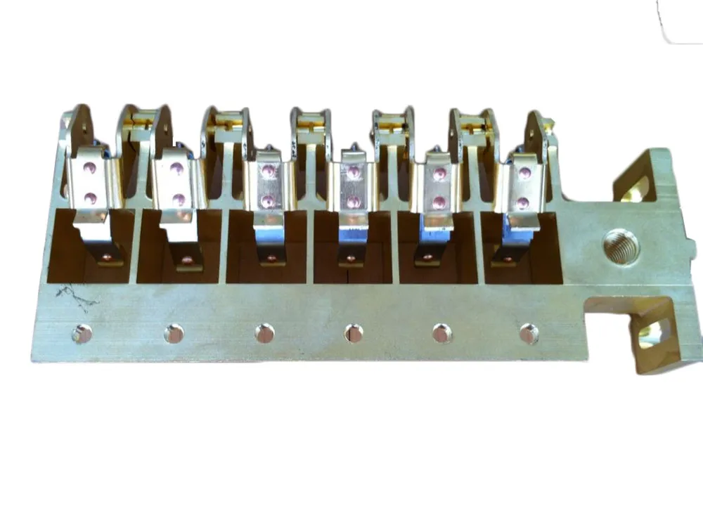 
F Type Carbon Brush Holder for Cement Plant F134 6 Cavities 32*32 